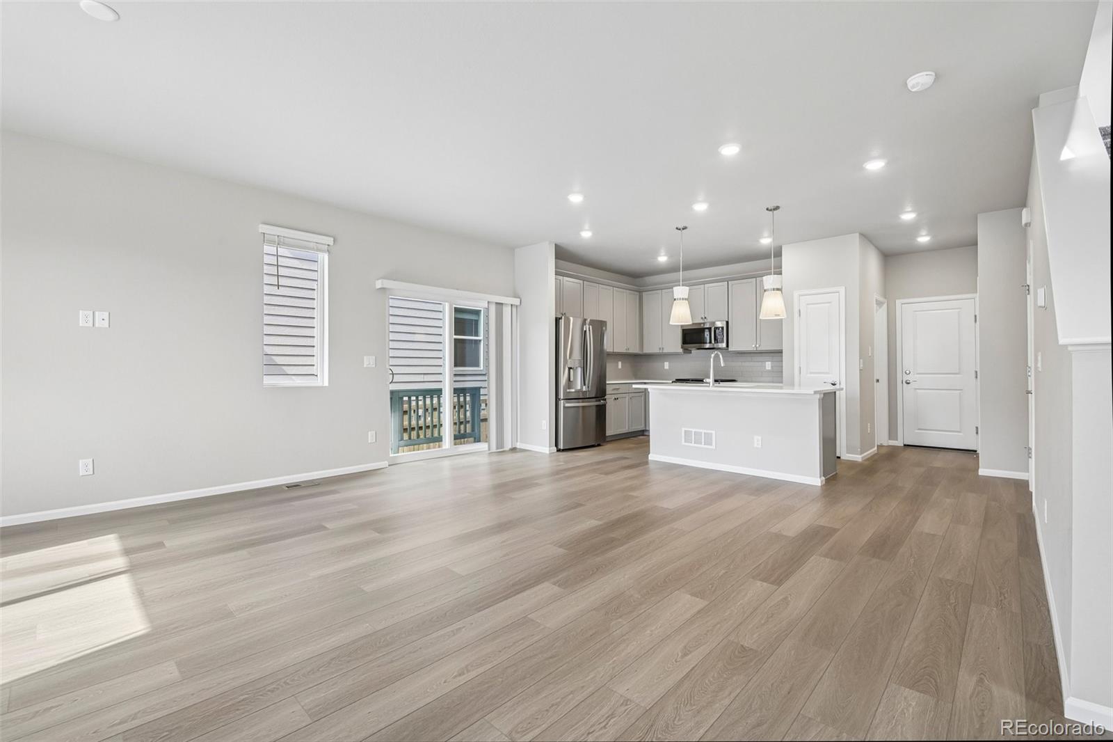 MLS Image #2 for 21313 e 63rd drive,aurora, Colorado