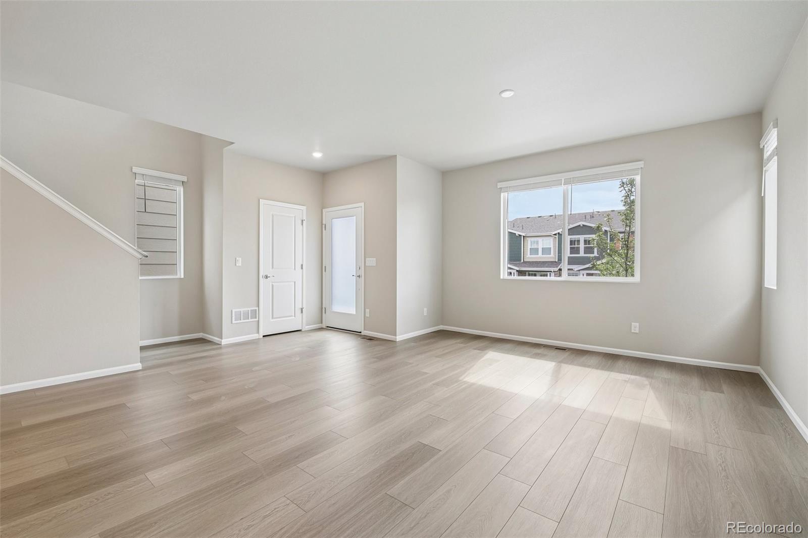 MLS Image #3 for 21313 e 63rd drive,aurora, Colorado