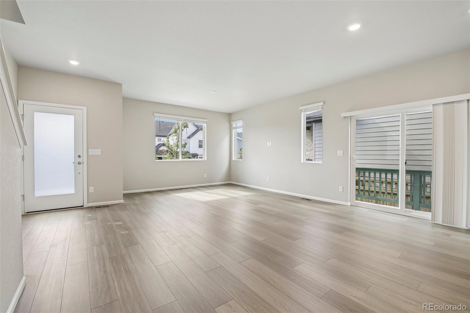 MLS Image #4 for 21313 e 63rd drive,aurora, Colorado