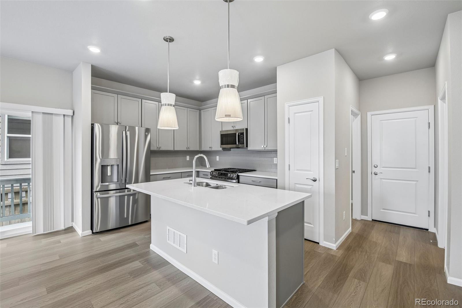 MLS Image #5 for 21313 e 63rd drive,aurora, Colorado
