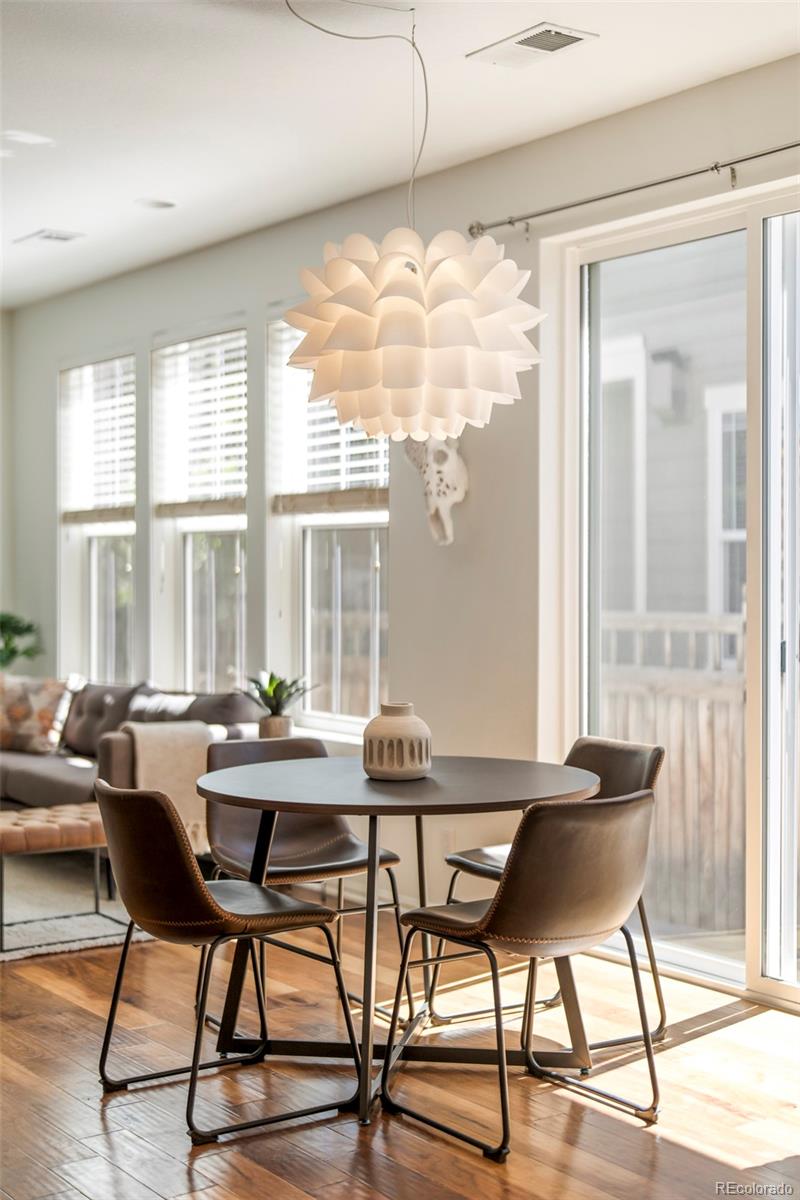MLS Image #11 for 11045 e 28th place,denver, Colorado