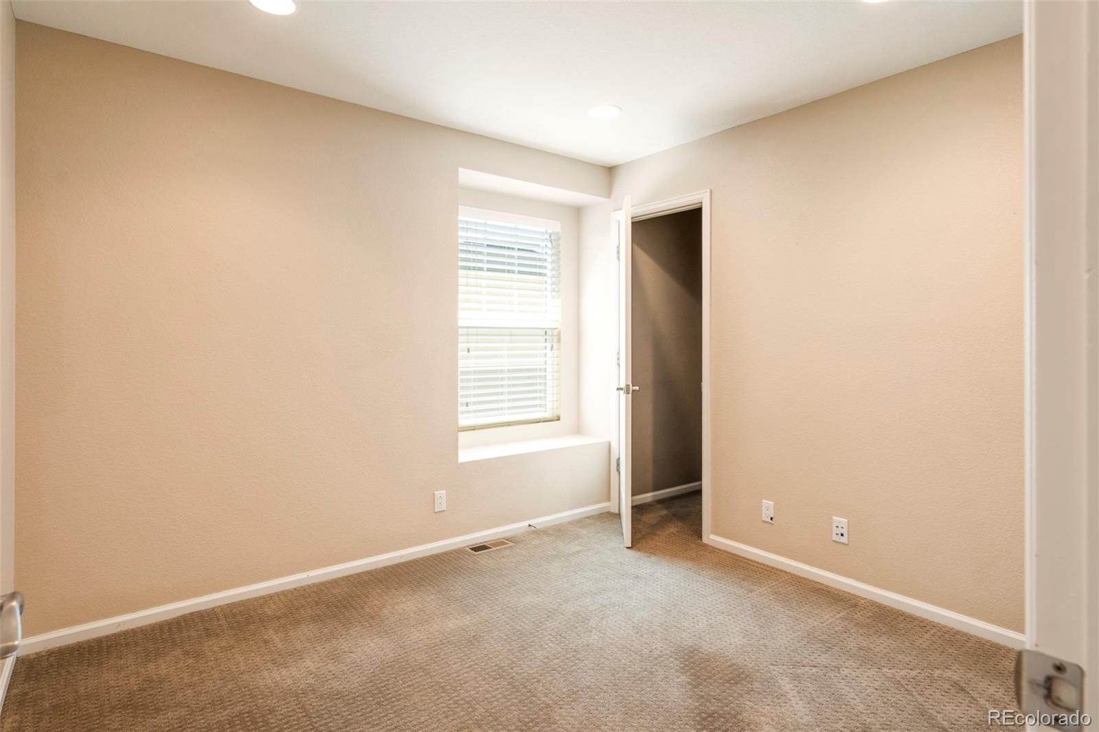 MLS Image #22 for 11045 e 28th place,denver, Colorado