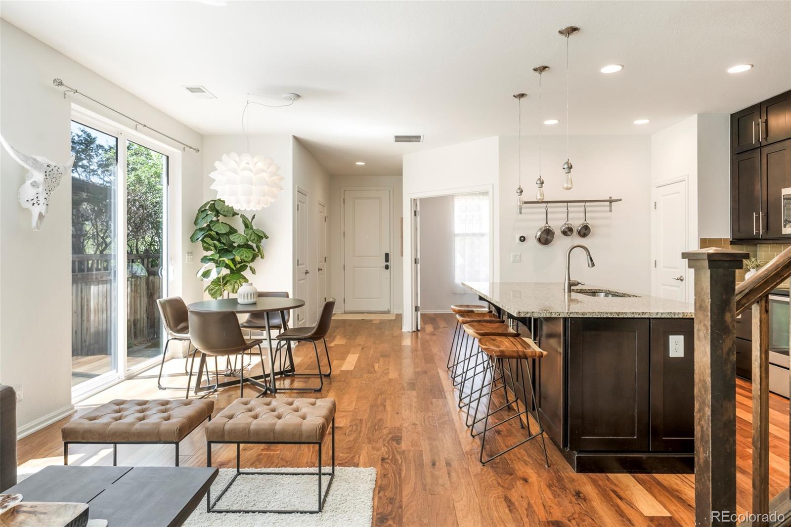 MLS Image #9 for 11045 e 28th place,denver, Colorado