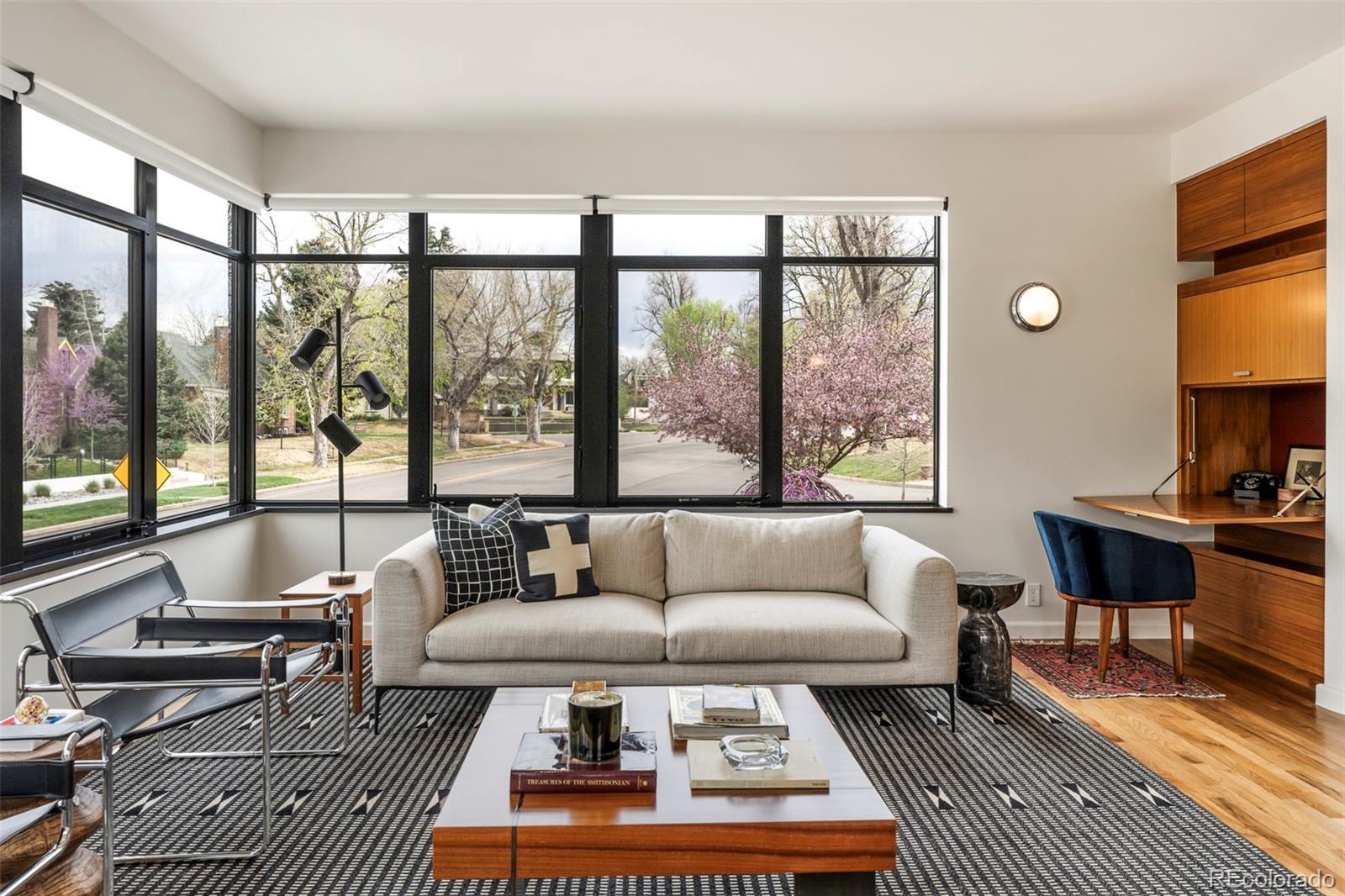 MLS Image #14 for 801 s ellipse way,denver, Colorado