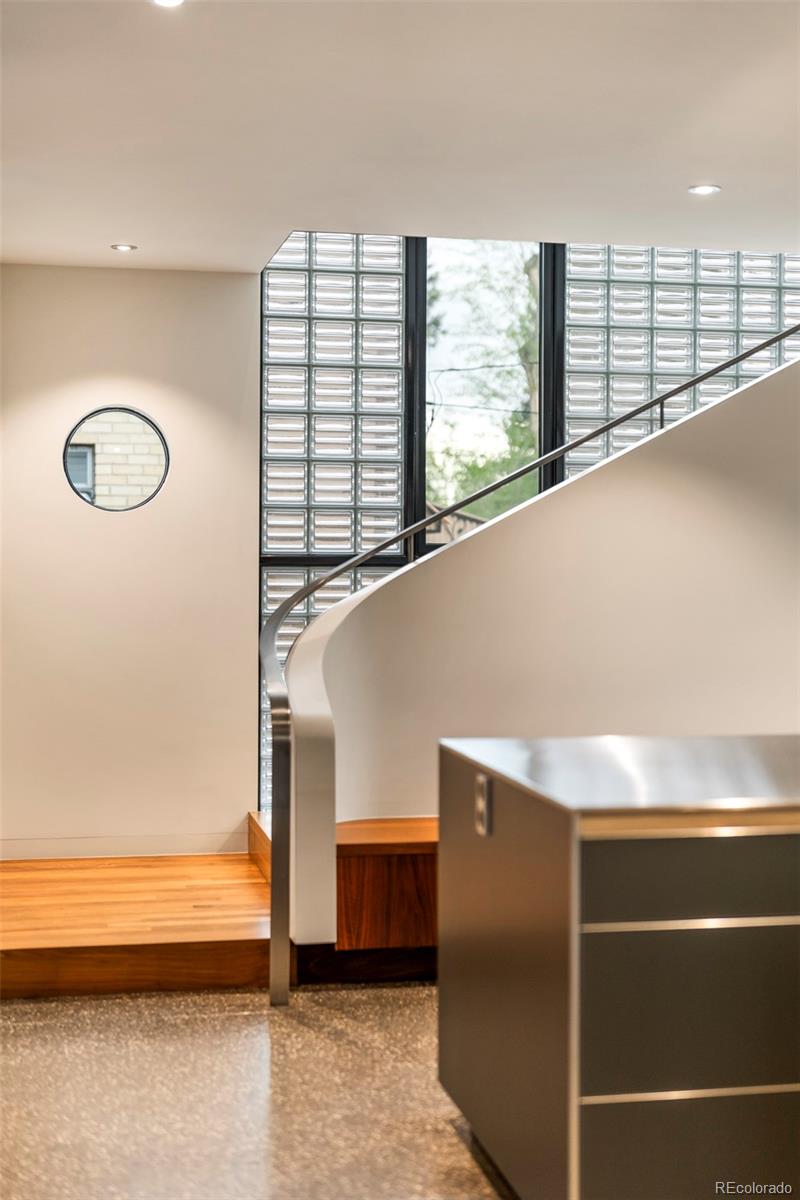 MLS Image #20 for 801 s ellipse way,denver, Colorado