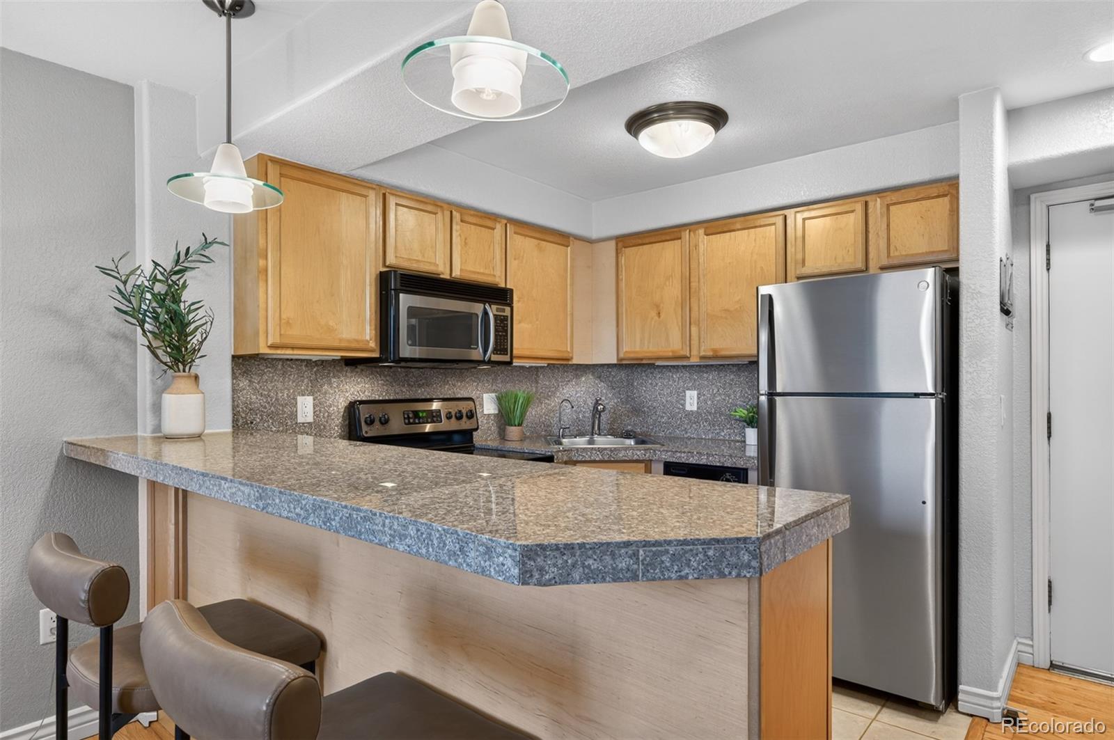 MLS Image #16 for 1833 n williams street,denver, Colorado