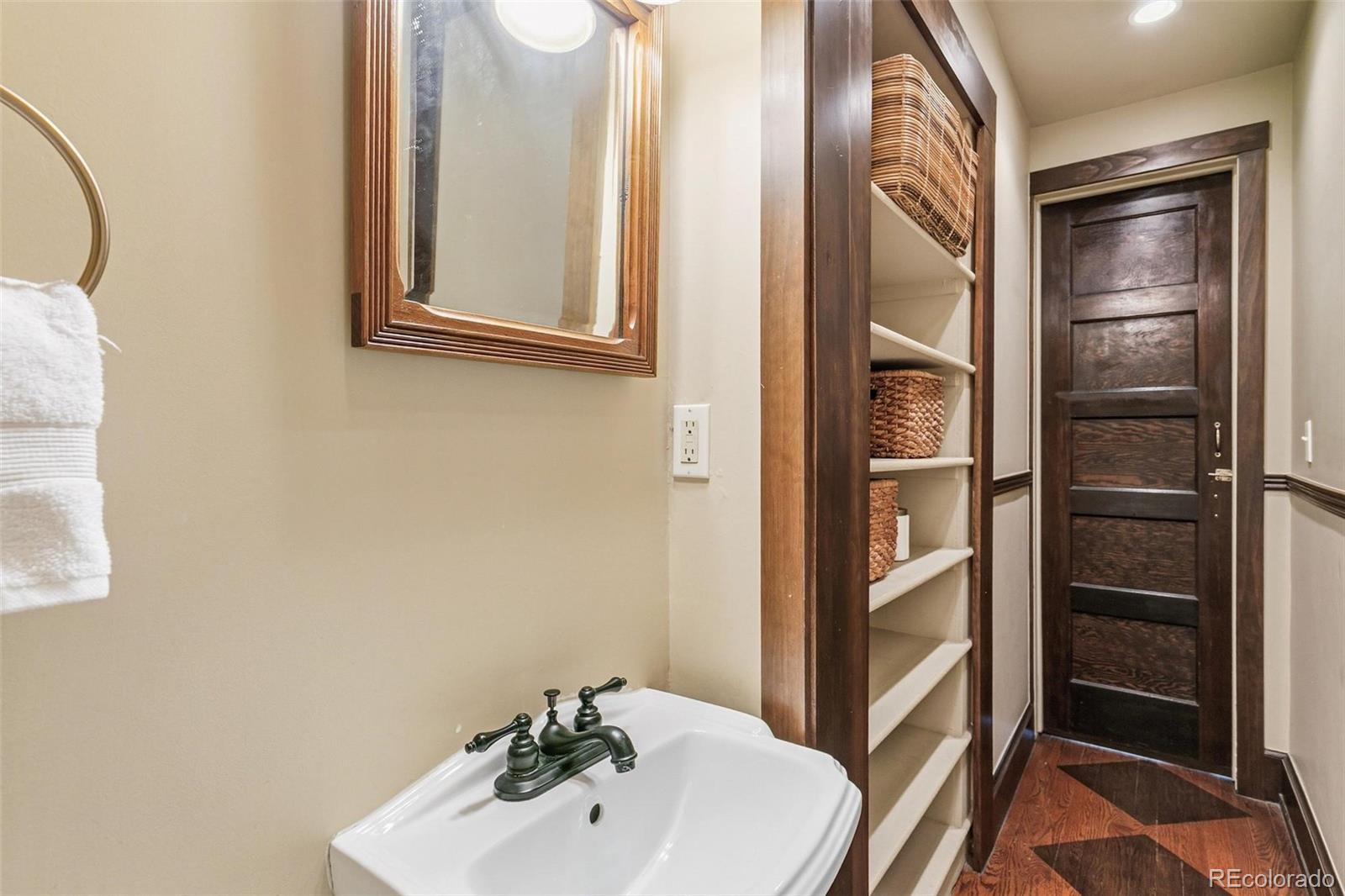 MLS Image #15 for 1401  madison street,denver, Colorado