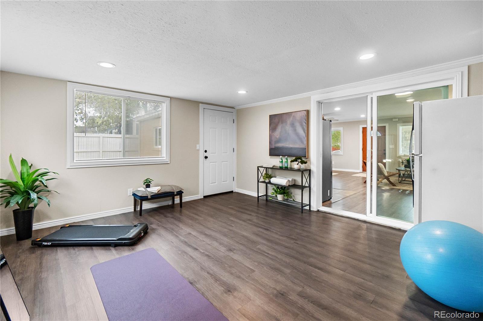 MLS Image #30 for 3056 s grape way,denver, Colorado