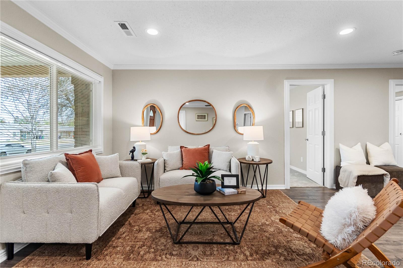 MLS Image #8 for 3056 s grape way,denver, Colorado