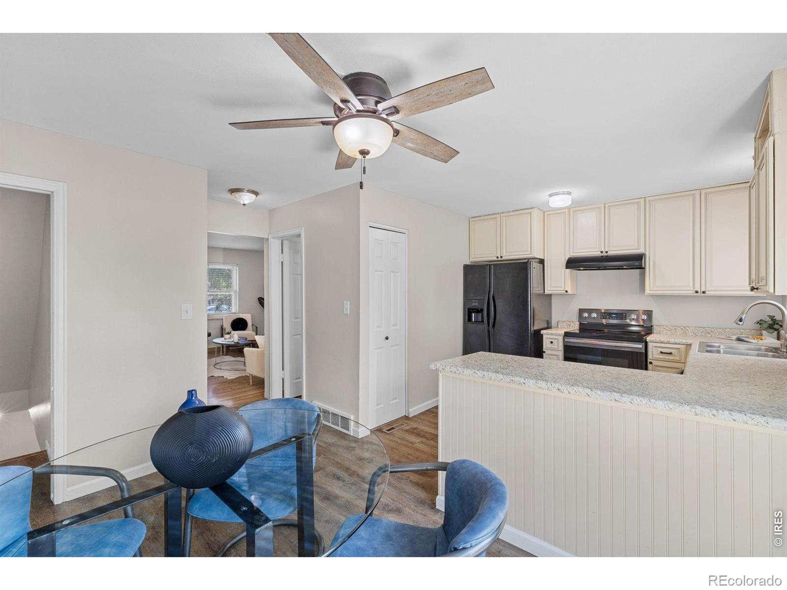MLS Image #13 for 4621 s lowell boulevard ,denver, Colorado