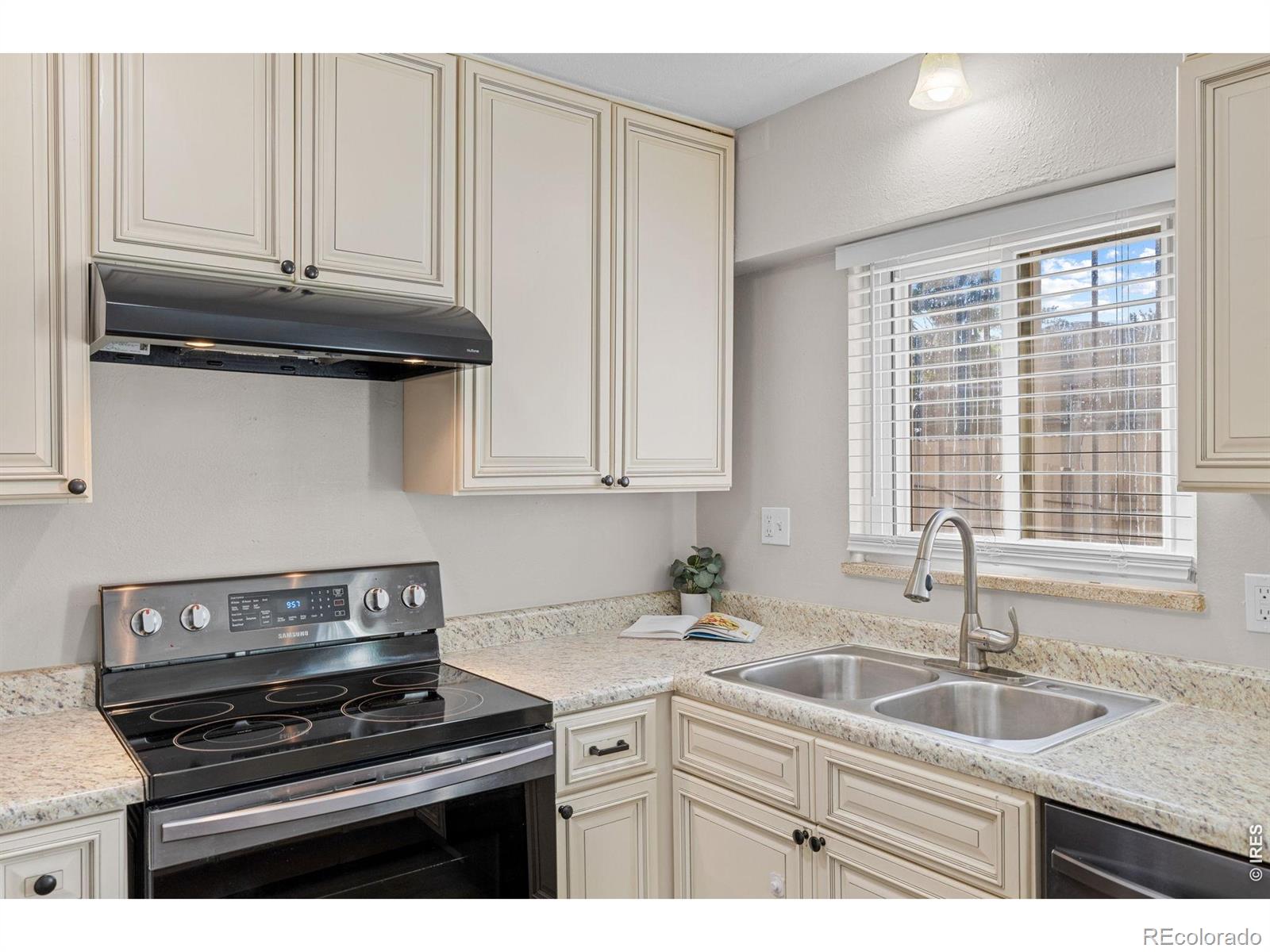 MLS Image #18 for 4621 s lowell boulevard ,denver, Colorado