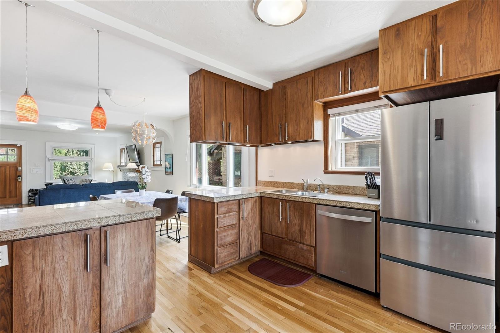 MLS Image #10 for 2391  holly street,denver, Colorado