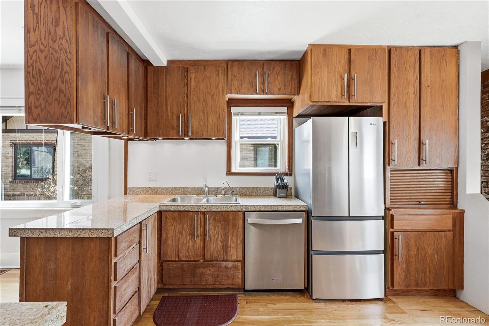 MLS Image #13 for 2391  holly street,denver, Colorado