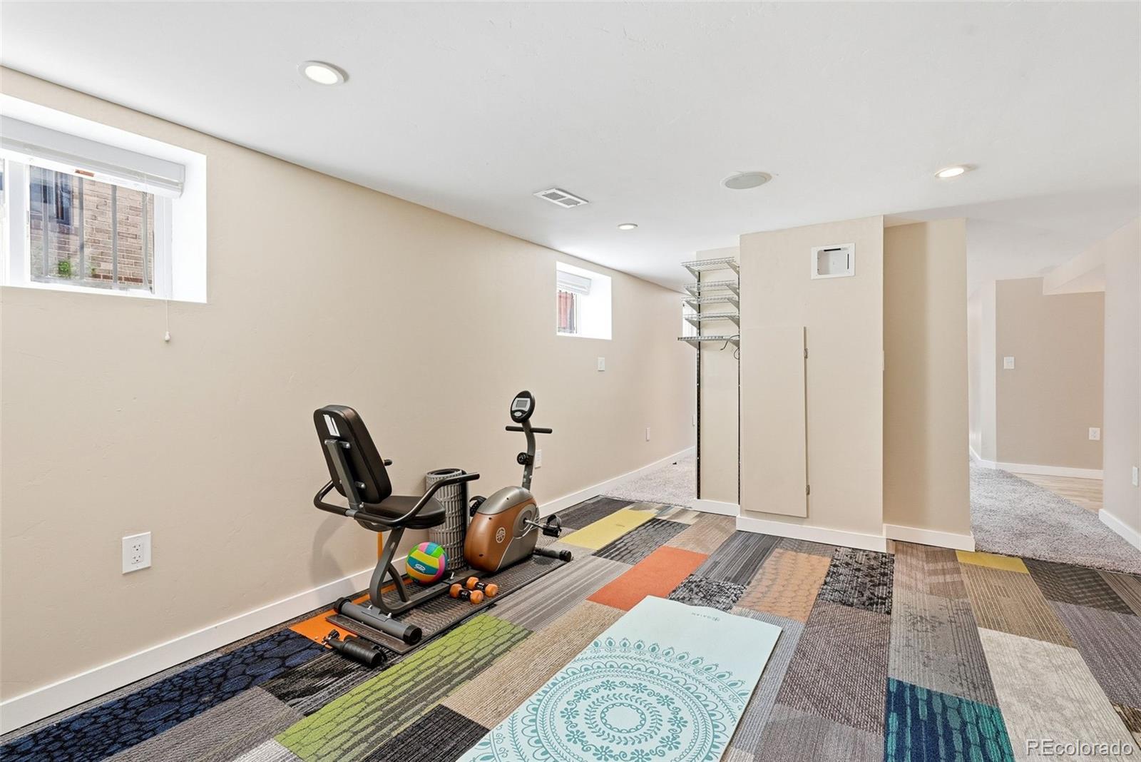 MLS Image #22 for 2391  holly street,denver, Colorado
