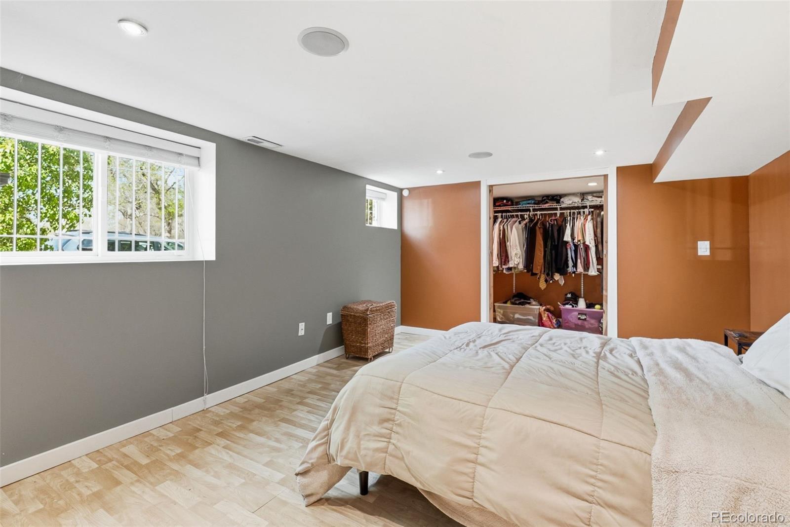 MLS Image #24 for 2391  holly street,denver, Colorado