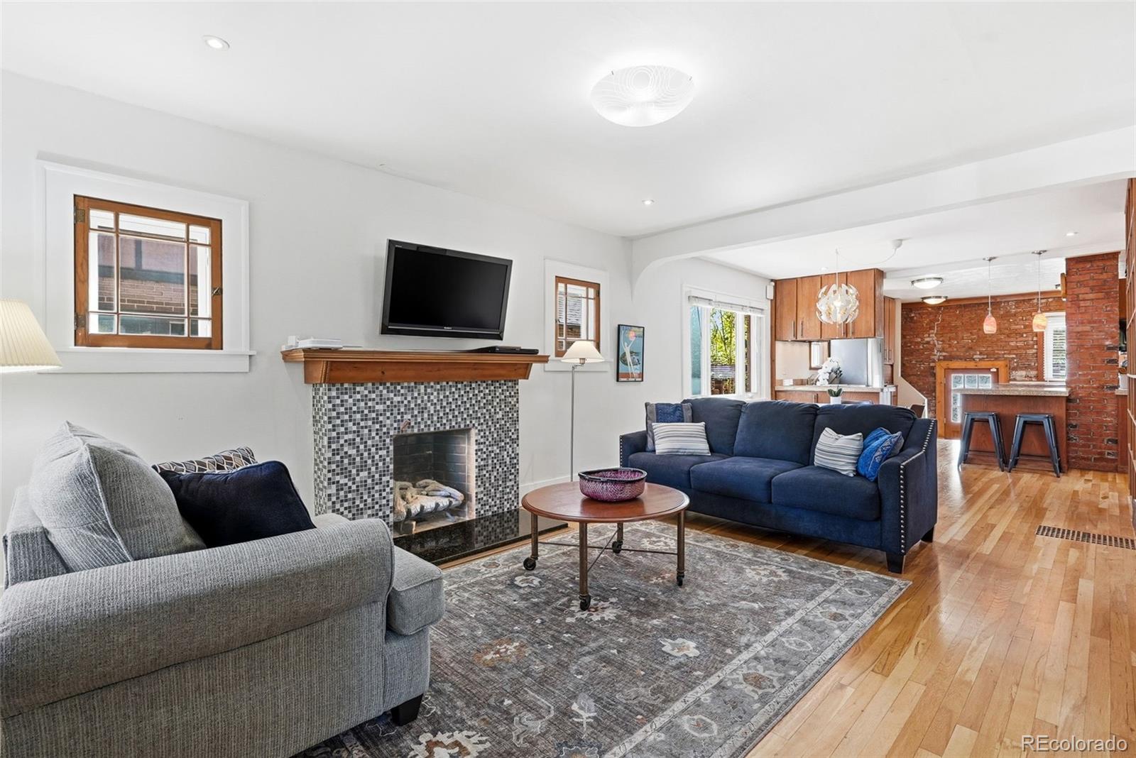MLS Image #3 for 2391  holly street,denver, Colorado