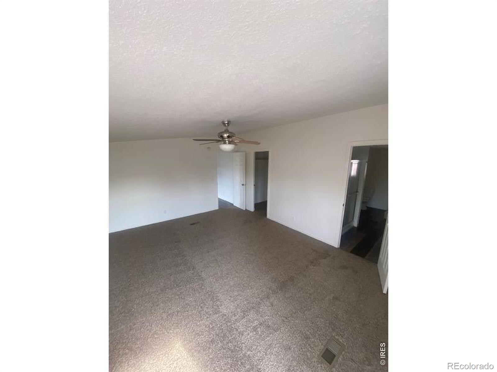 MLS Image #15 for 20175  southgate avenue,la salle, Colorado