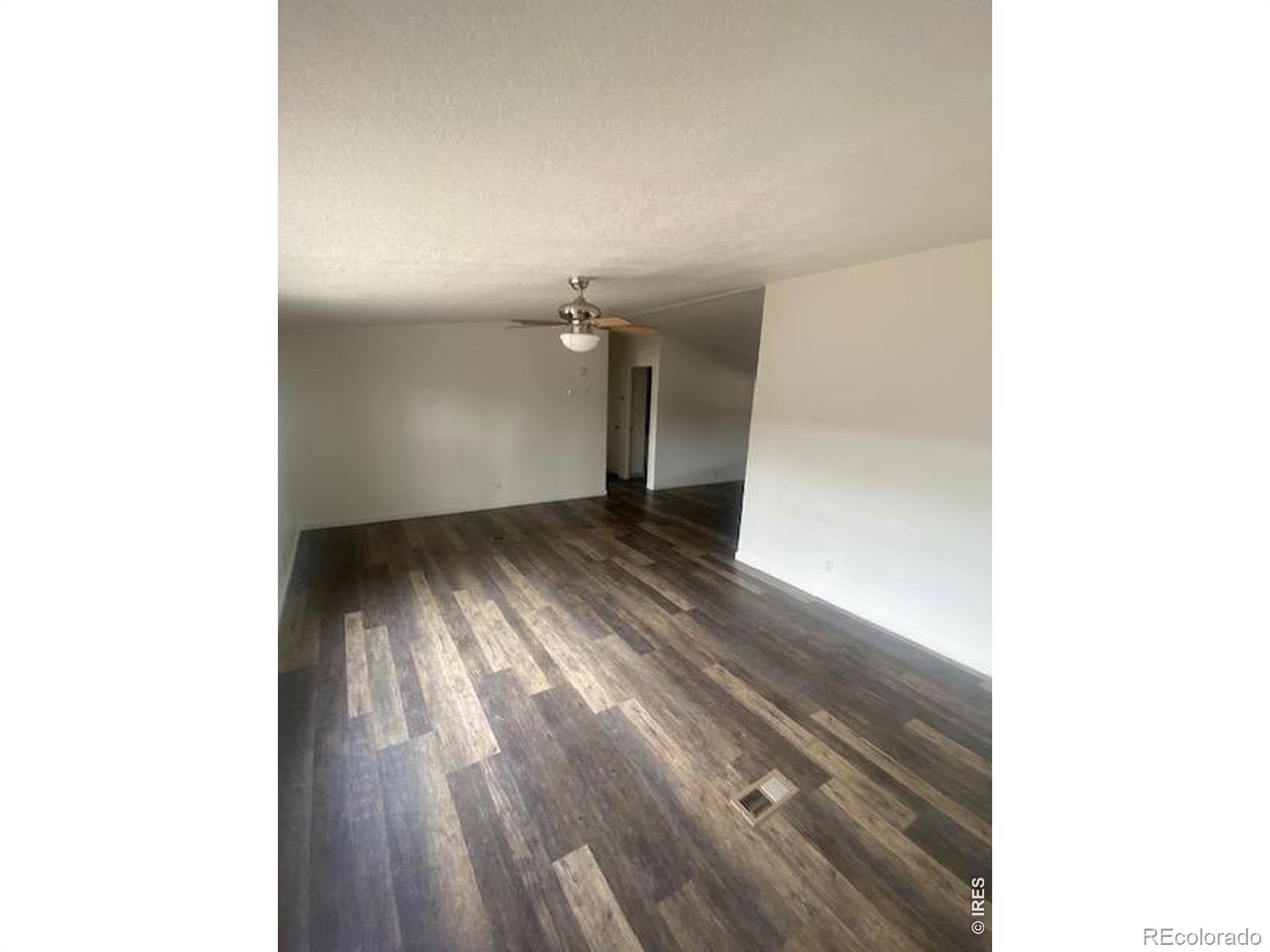 MLS Image #4 for 20175  southgate avenue,la salle, Colorado