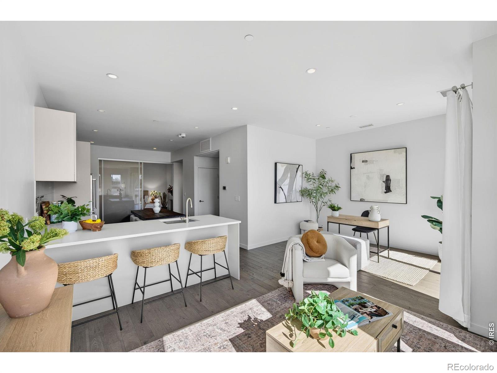 MLS Image #14 for 1300 n ogden street,denver, Colorado