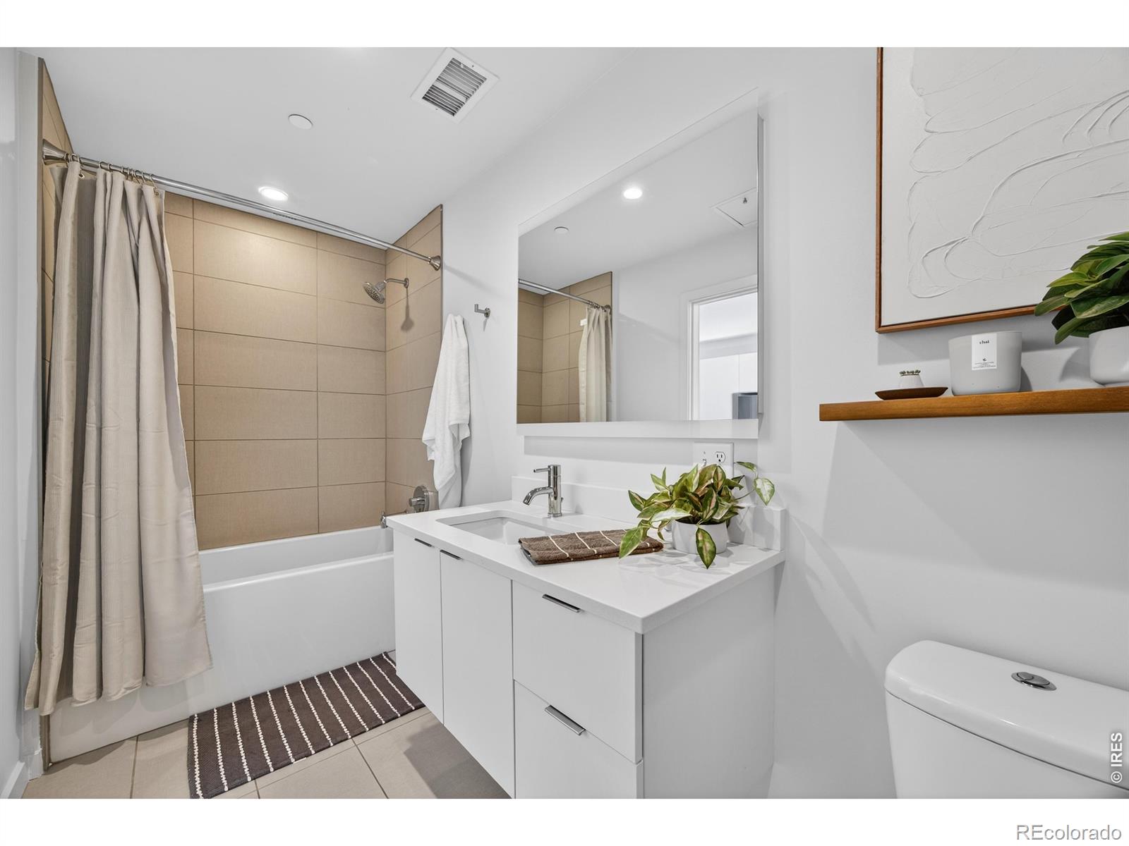 MLS Image #23 for 1300 n ogden street,denver, Colorado