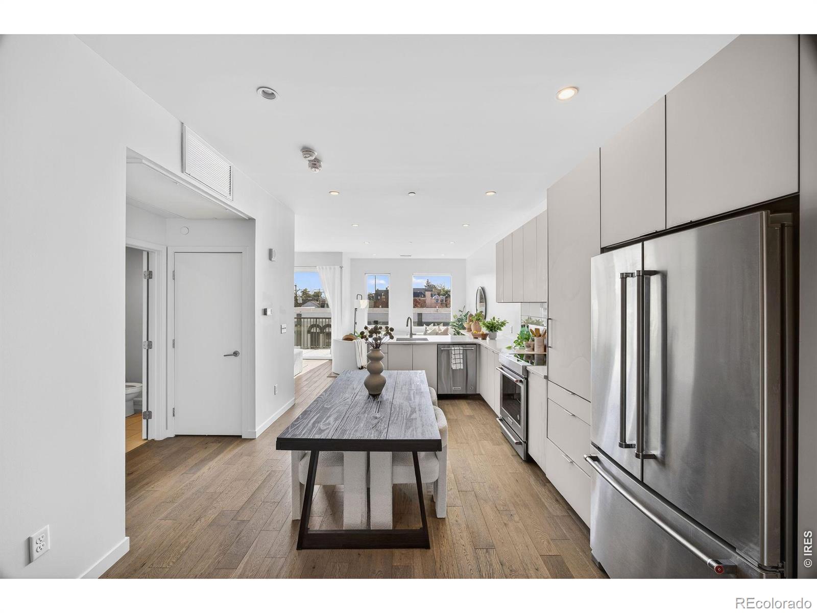 MLS Image #9 for 1300 n ogden street,denver, Colorado