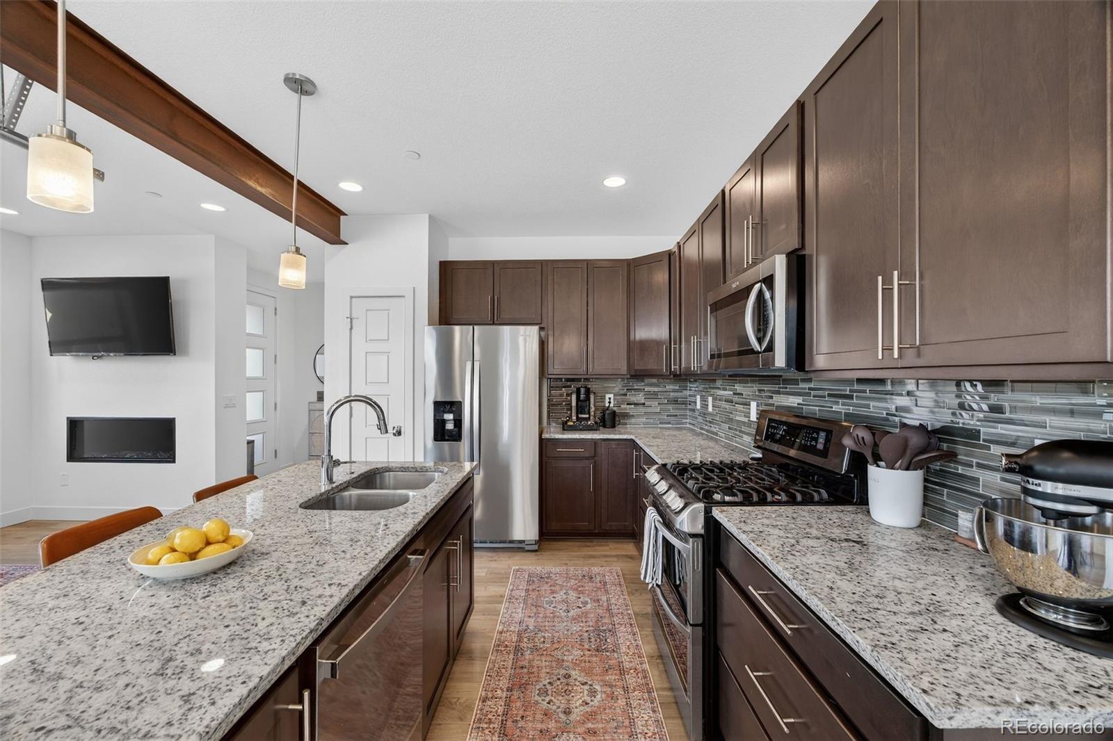 MLS Image #10 for 19518 e sunset circle,centennial, Colorado