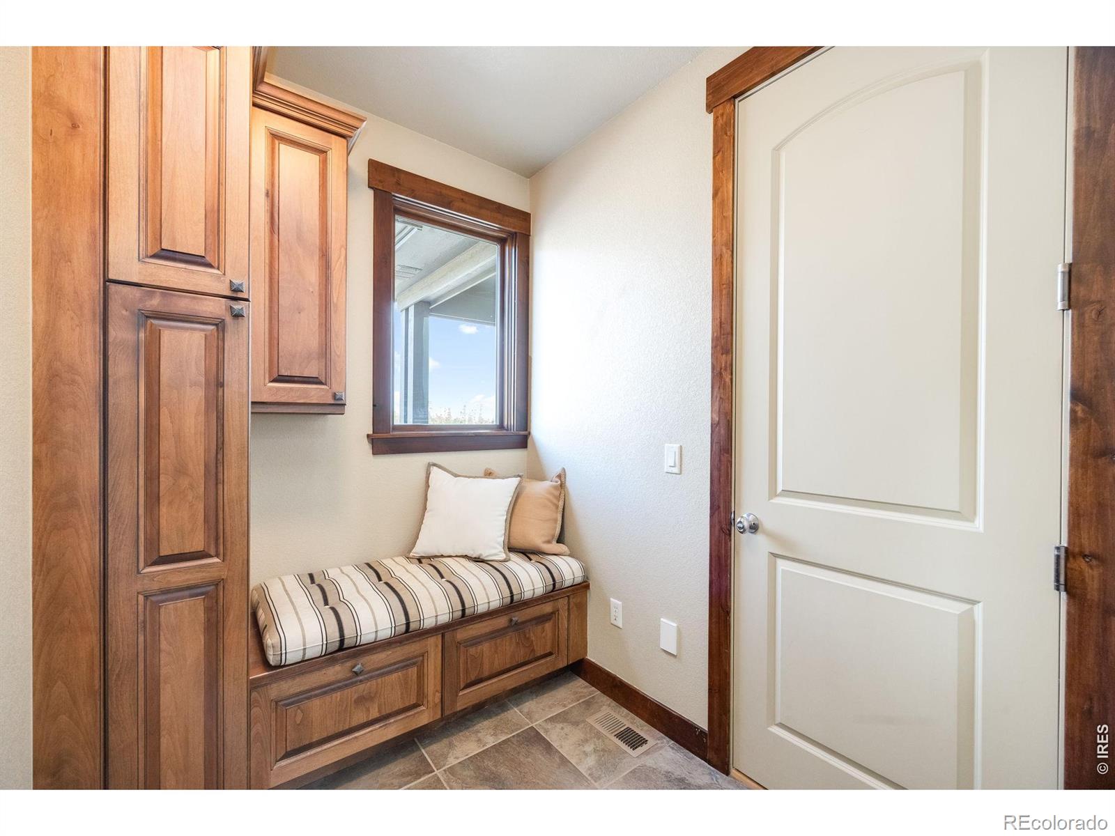 MLS Image #37 for 37080  soaring eagle circle,severance, Colorado