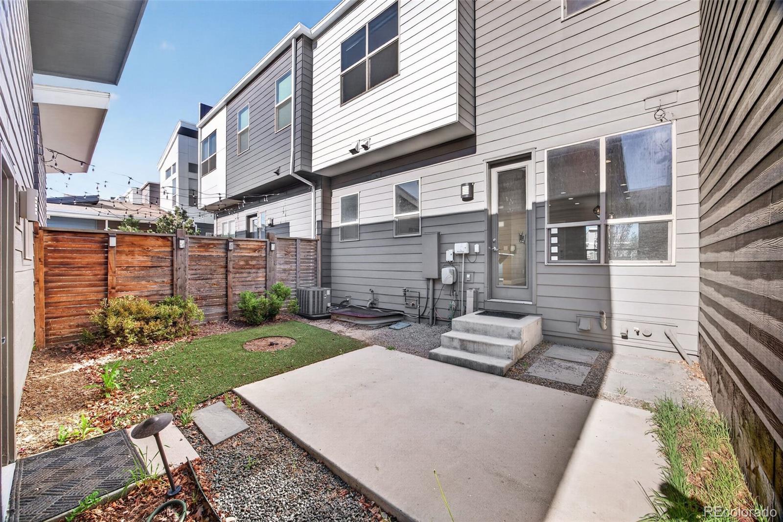 MLS Image #28 for 5540  valentia court,denver, Colorado