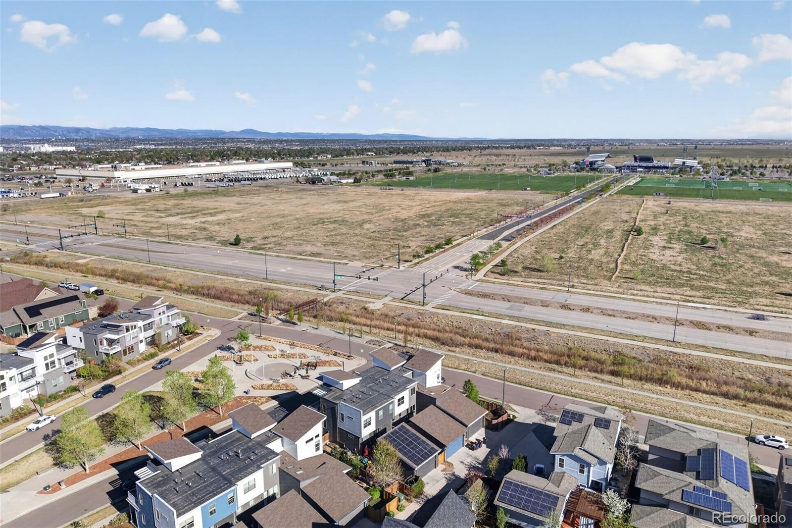 MLS Image #33 for 5540  valentia court,denver, Colorado