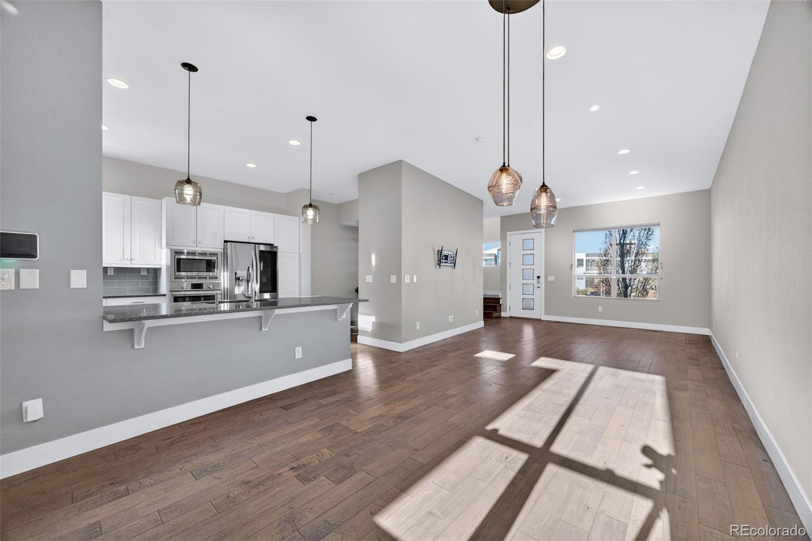 MLS Image #5 for 5540  valentia court,denver, Colorado