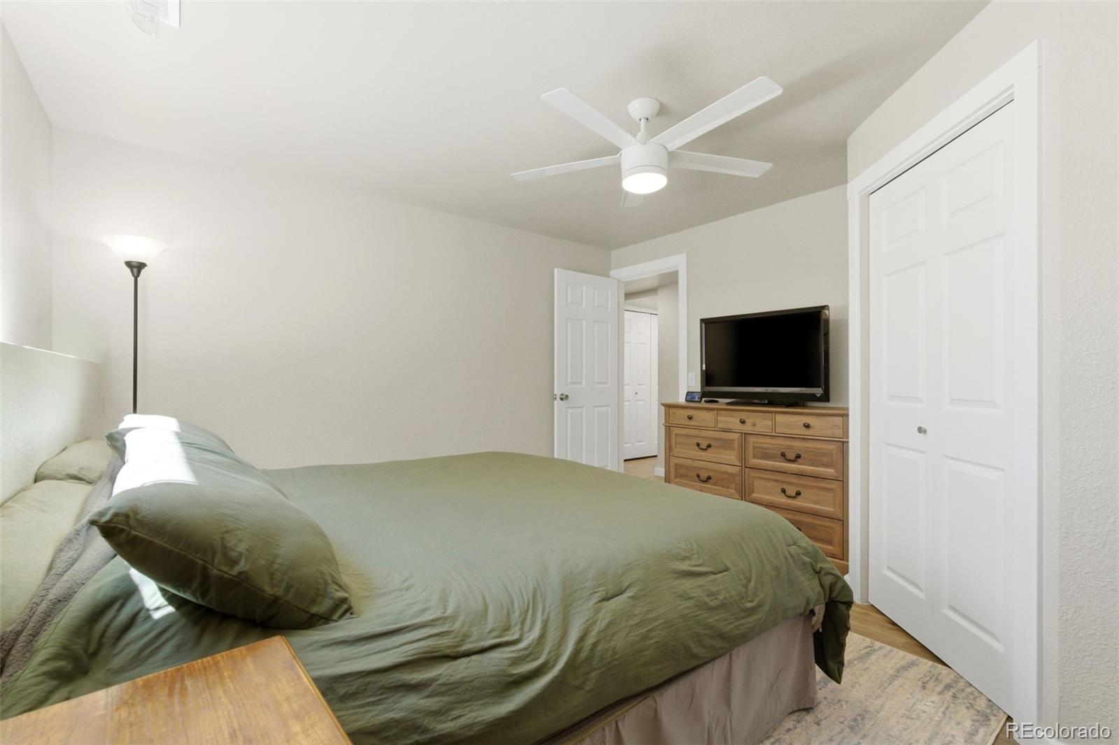 MLS Image #17 for 19083 e 16th avenue,aurora, Colorado