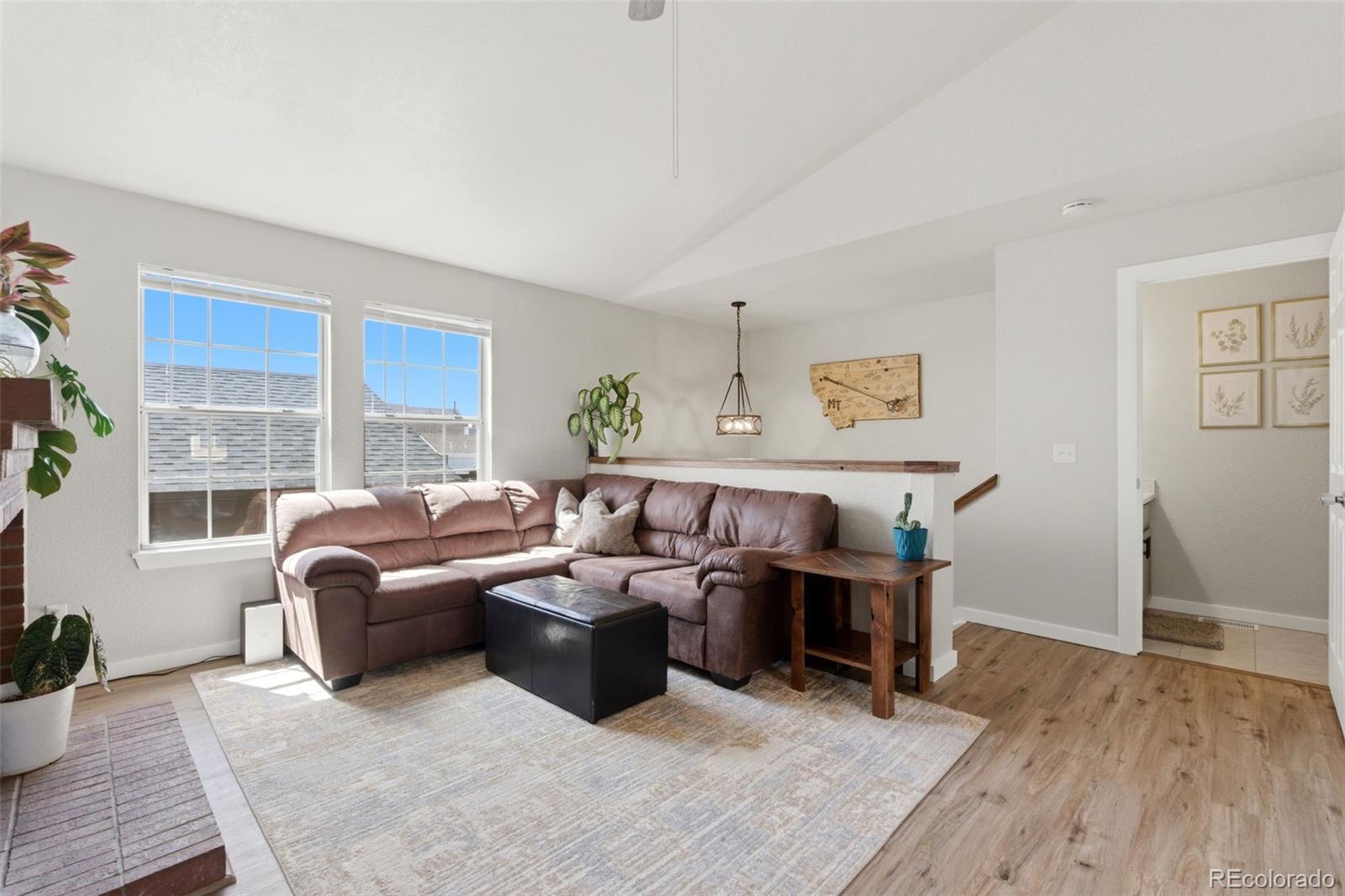 MLS Image #3 for 19083 e 16th avenue,aurora, Colorado
