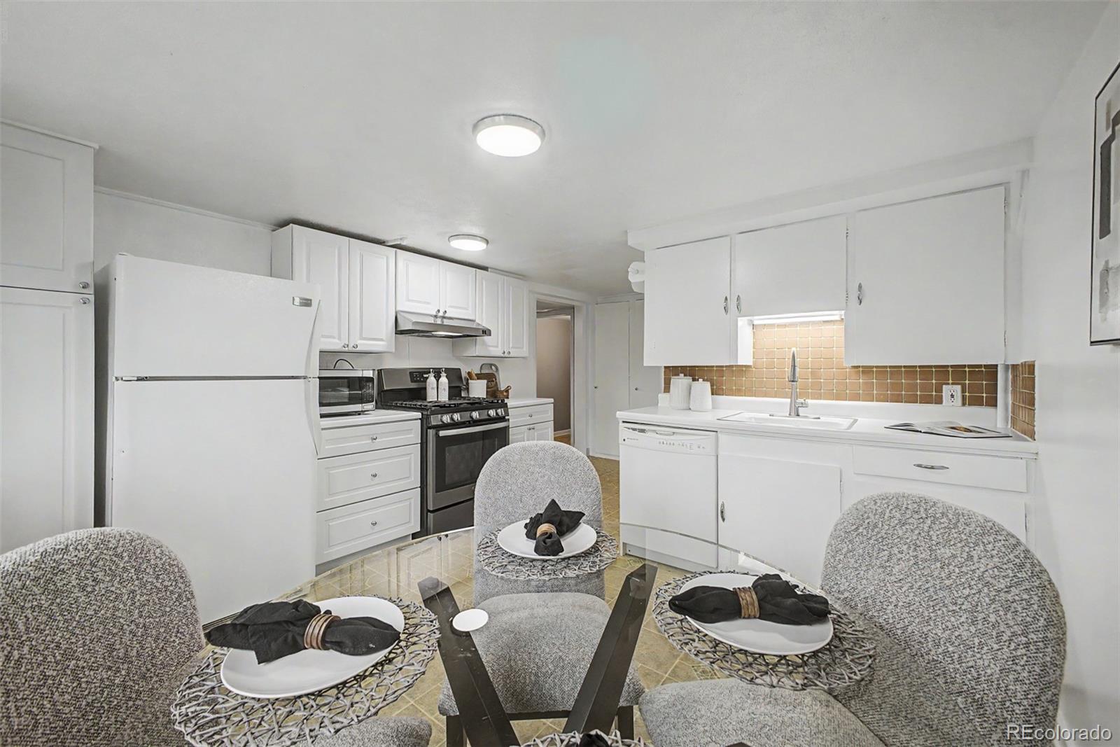 MLS Image #21 for 3030 n raleigh street,denver, Colorado