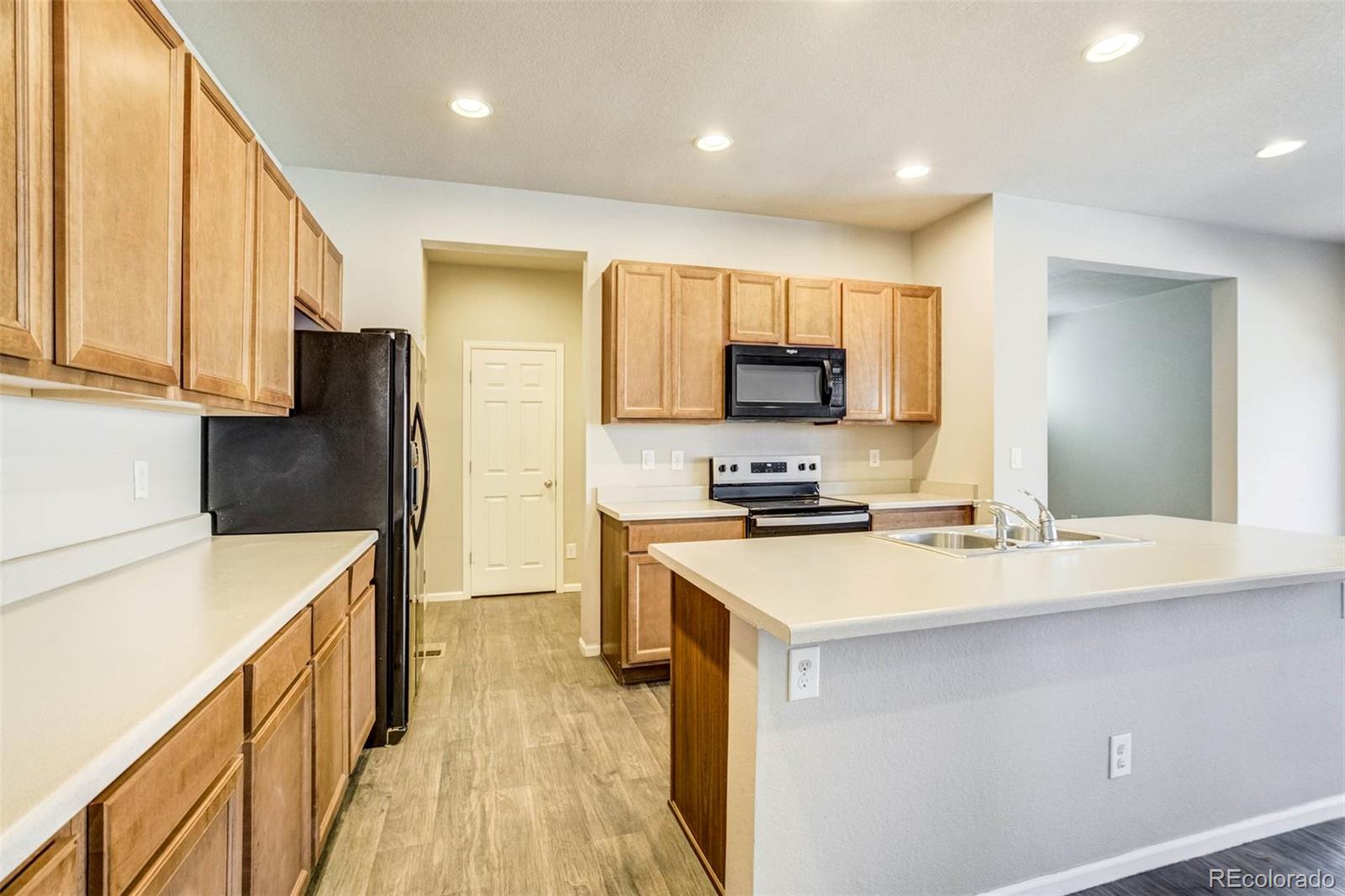 MLS Image #13 for 4709  helena street,denver, Colorado