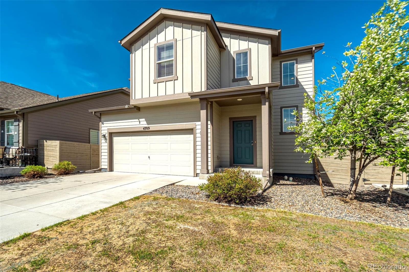 MLS Image #2 for 4709  helena street,denver, Colorado