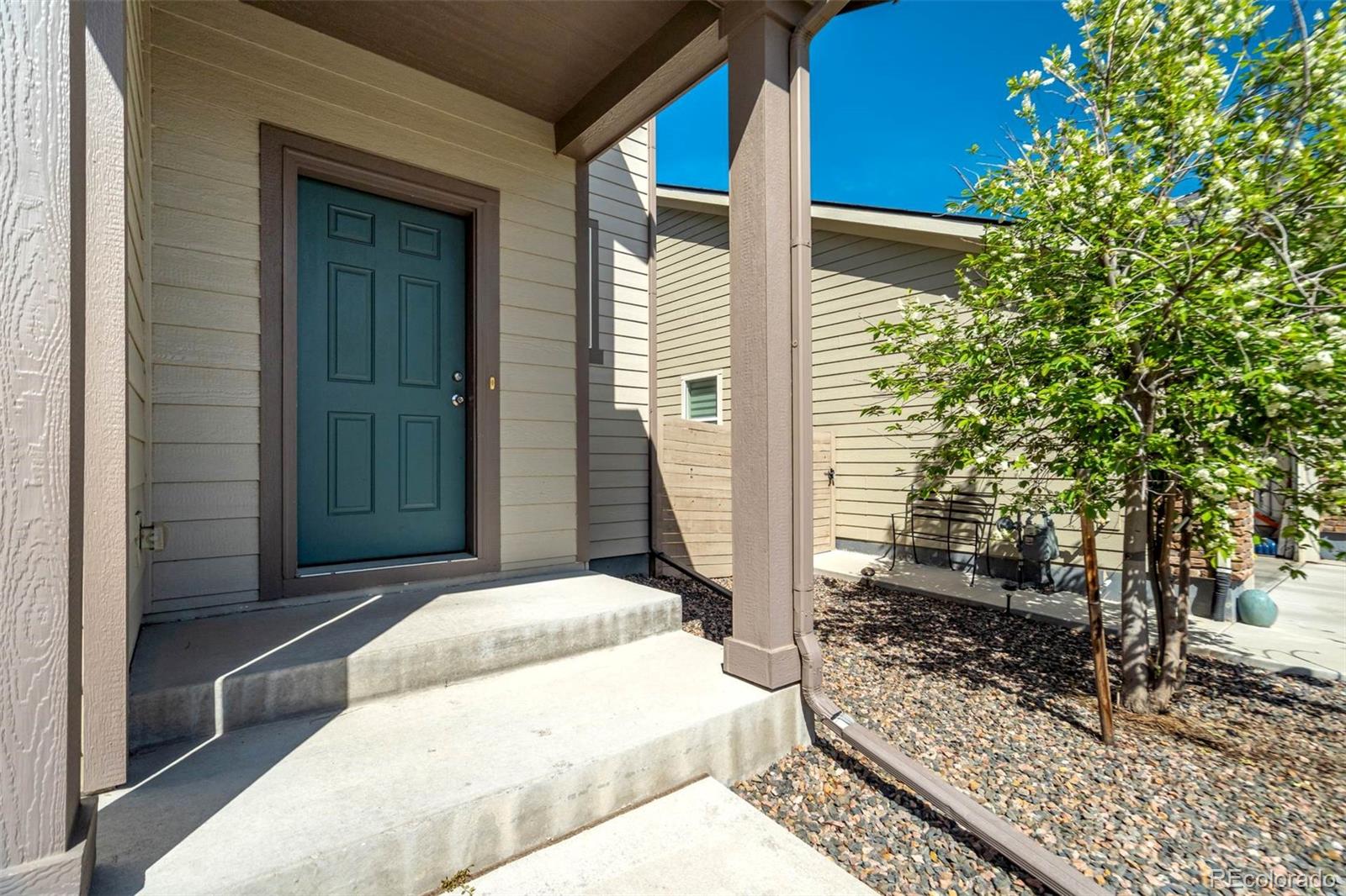 MLS Image #4 for 4709  helena street,denver, Colorado