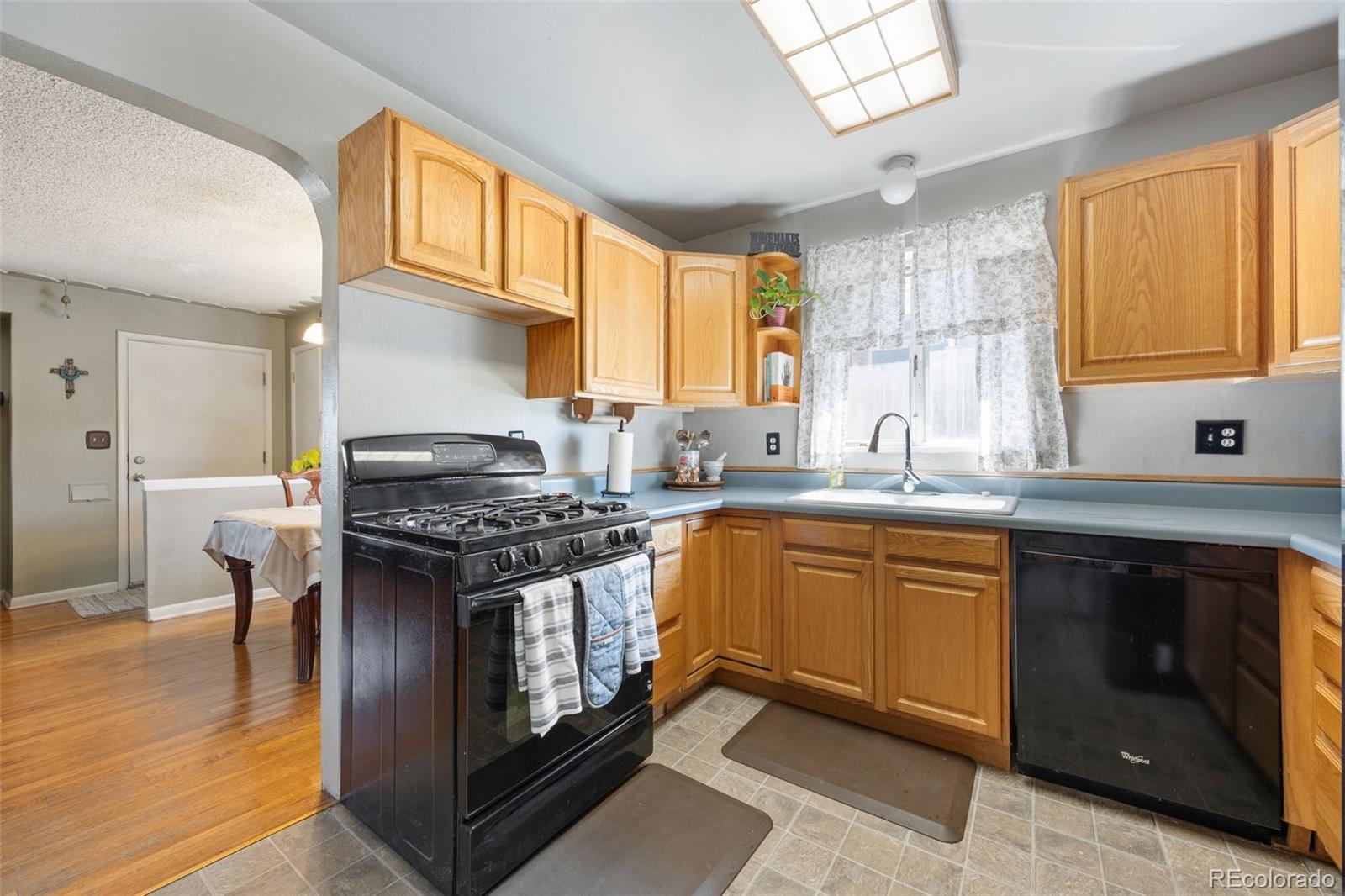 MLS Image #9 for 8671  richard road,denver, Colorado