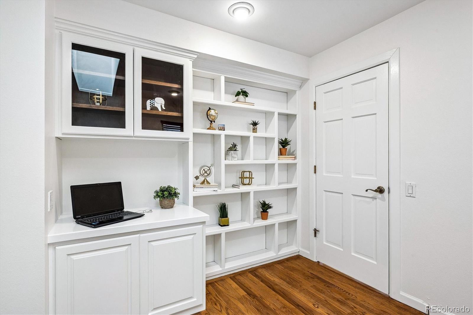 MLS Image #22 for 8510 e nichols avenue,centennial, Colorado