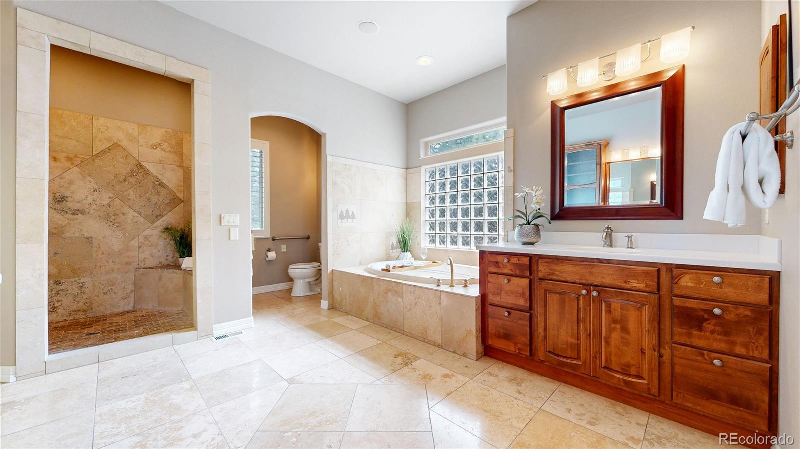 MLS Image #22 for 425  tam o shanter way,monument, Colorado