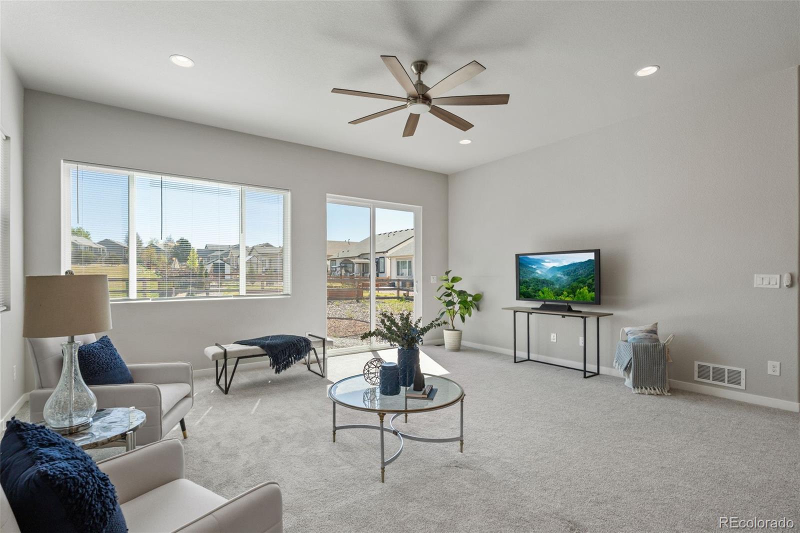 MLS Image #14 for 3975  ivy hill drive,colorado springs, Colorado