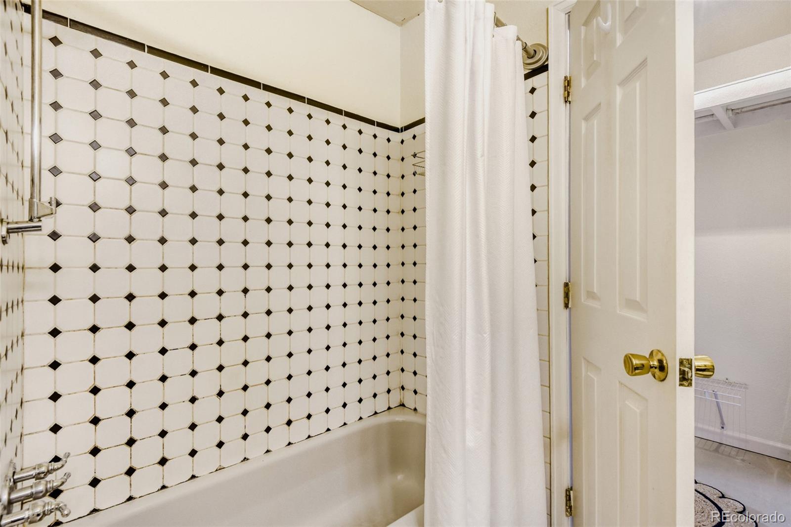 MLS Image #20 for 140 e highline circle,centennial, Colorado