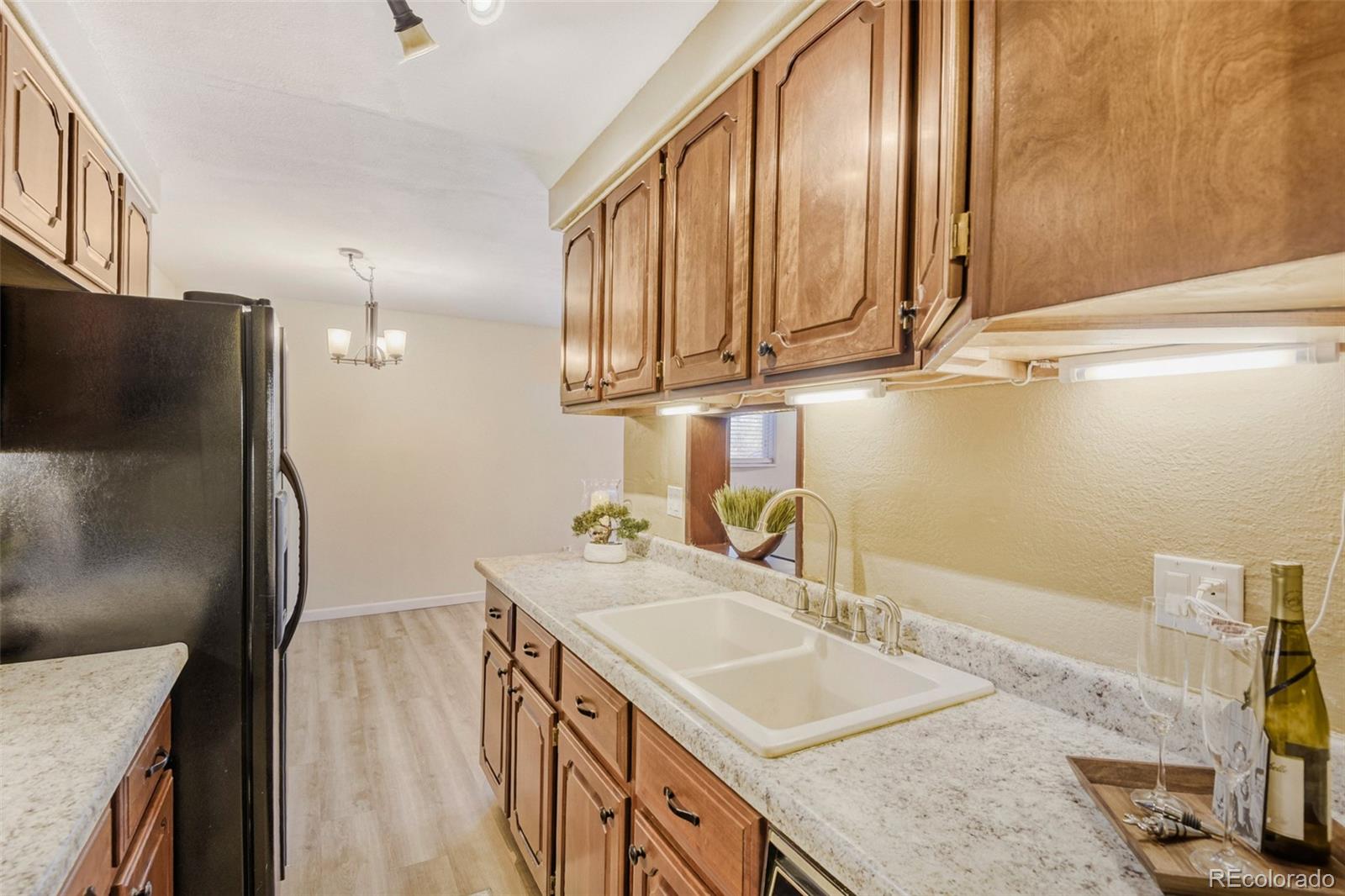 MLS Image #3 for 140 e highline circle,centennial, Colorado