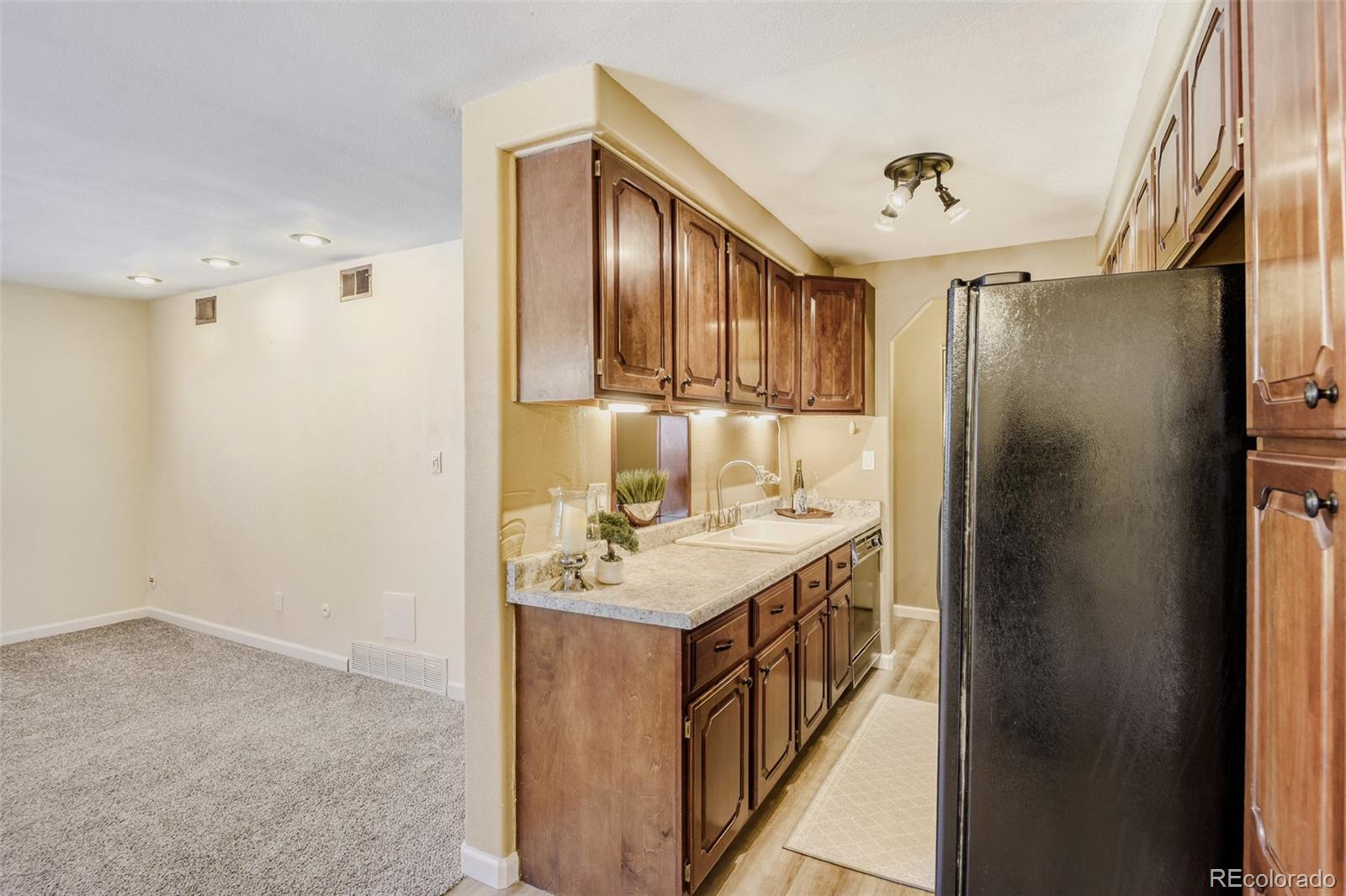 MLS Image #4 for 140 e highline circle,centennial, Colorado