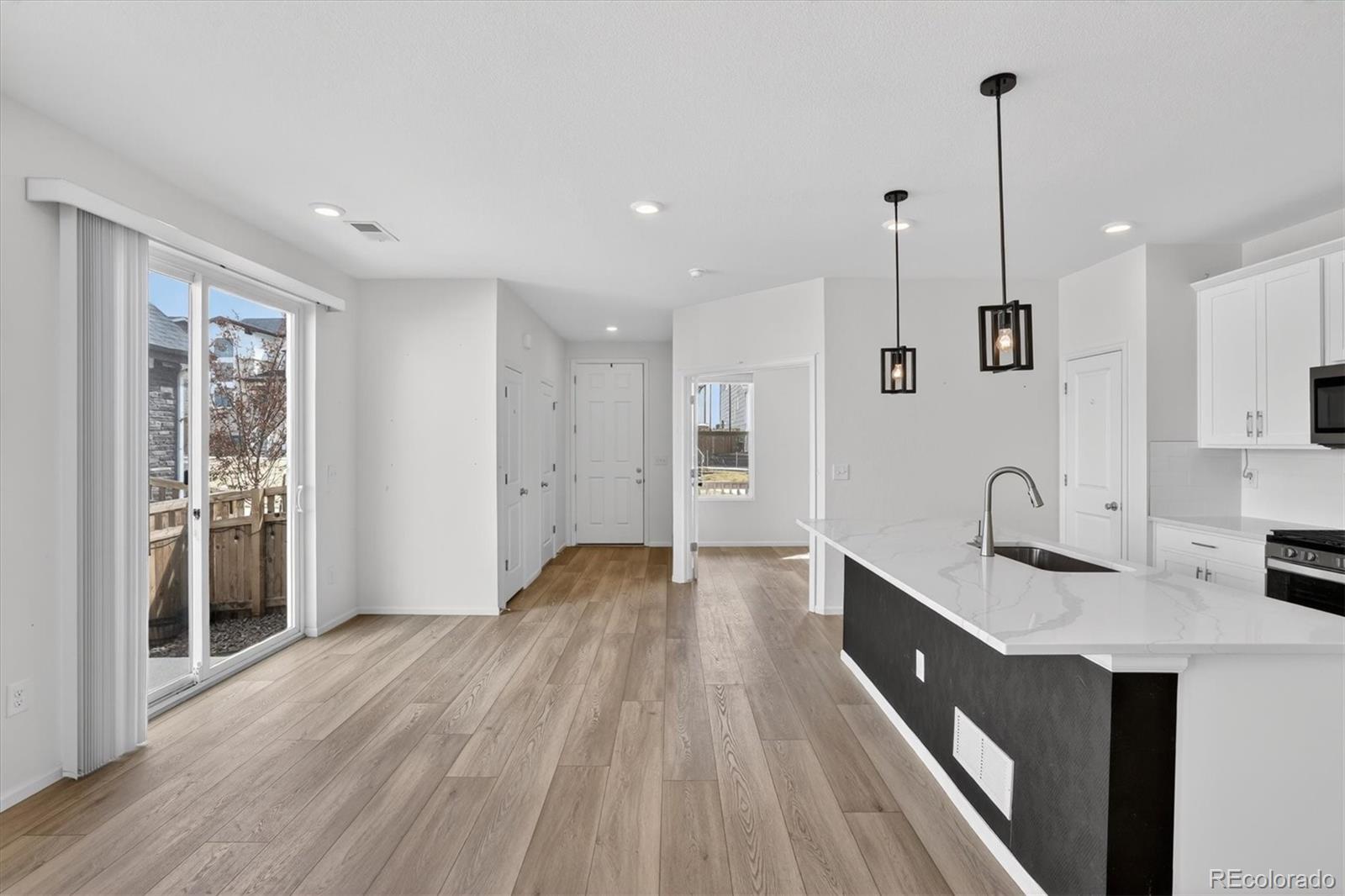 MLS Image #10 for 21233 e 63rd drive,aurora, Colorado