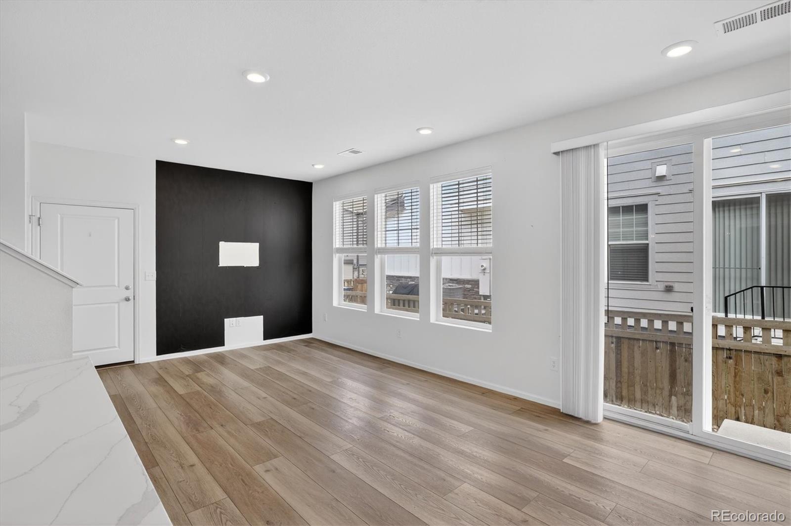 MLS Image #7 for 21233 e 63rd drive,aurora, Colorado
