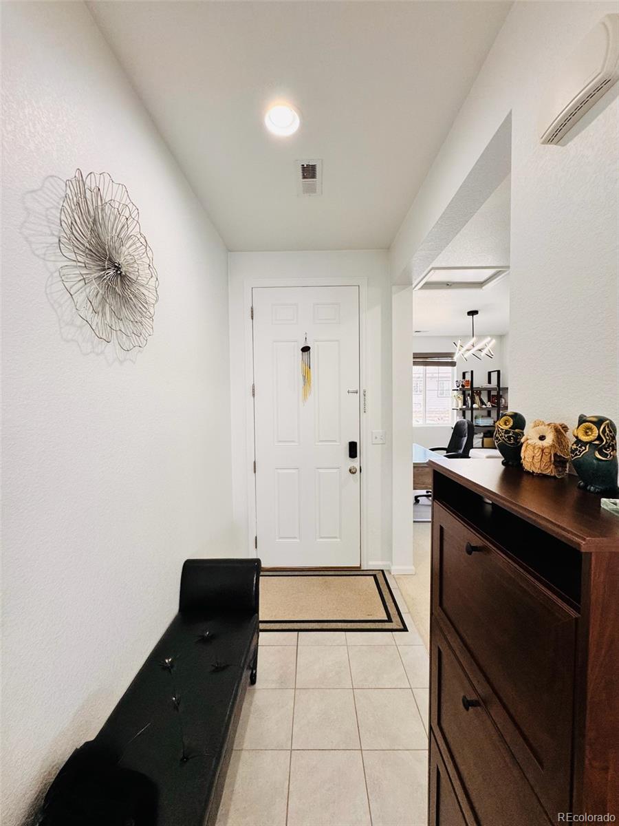 MLS Image #4 for 21073 e tufts avenue,aurora, Colorado