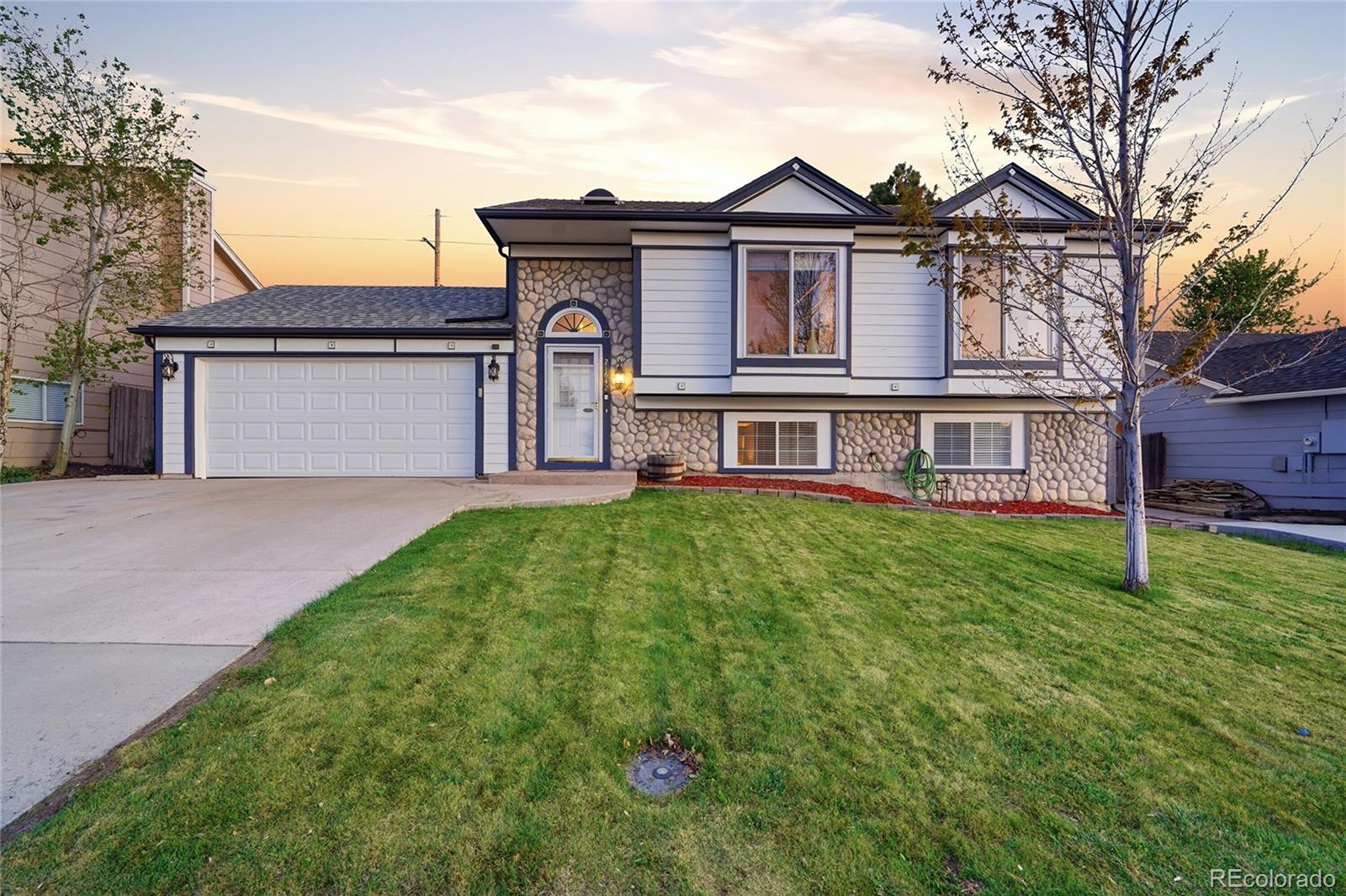 MLS Image #2 for 21642 e alamo place,centennial, Colorado