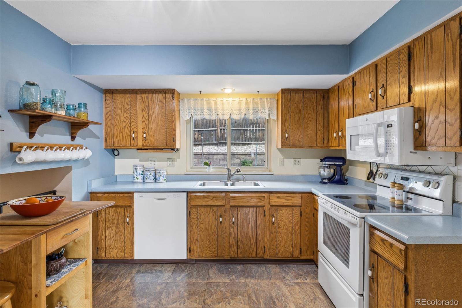 MLS Image #8 for 3280  galena court,colorado springs, Colorado