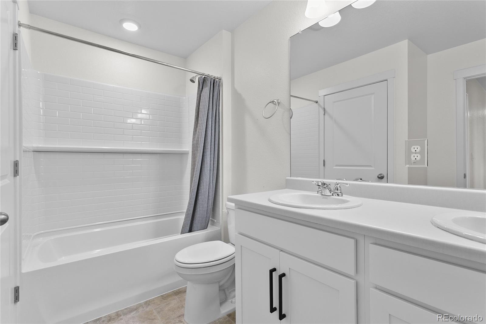 MLS Image #22 for 140  racer street,bennett, Colorado