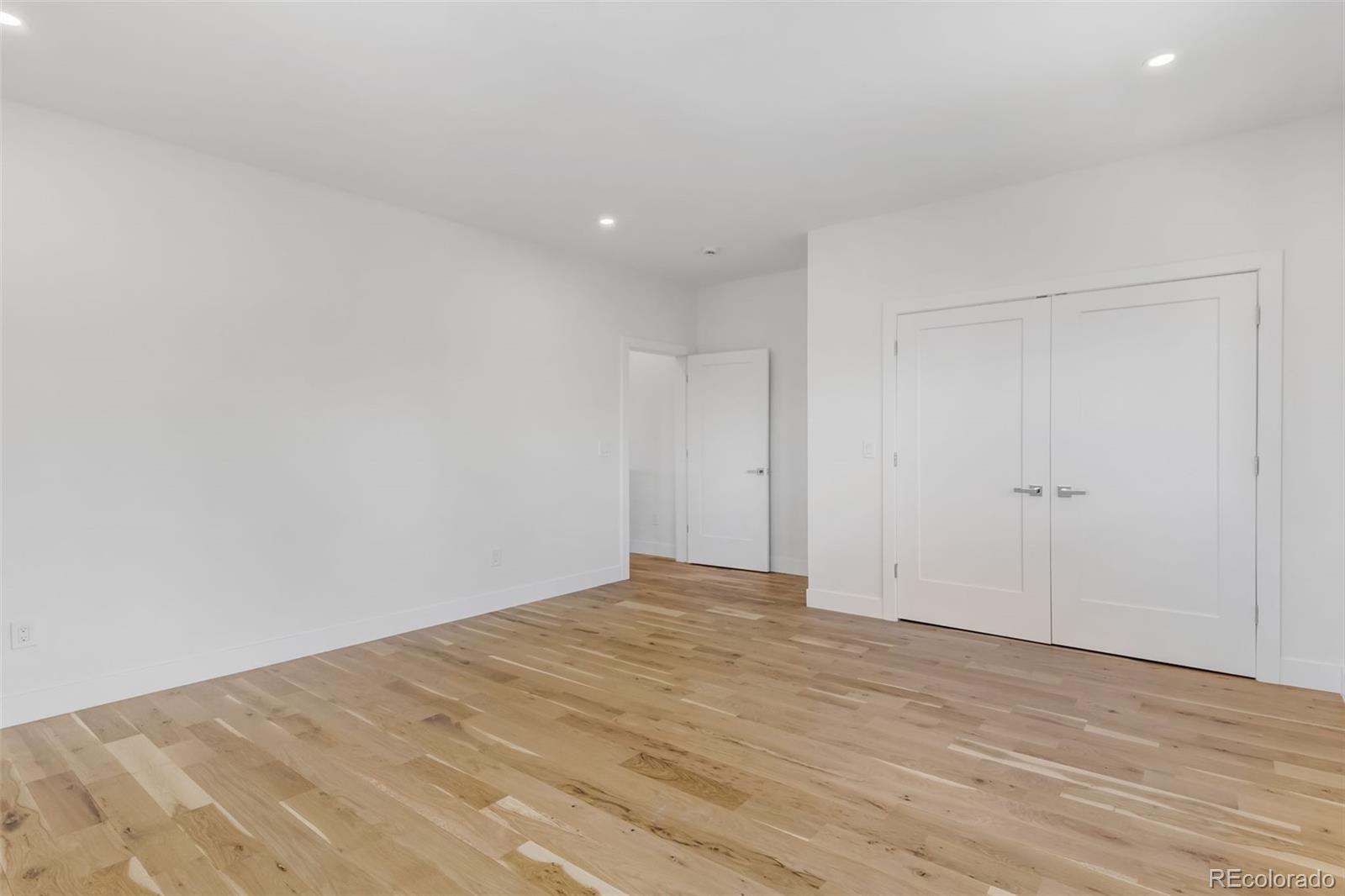 MLS Image #23 for 1446  stuart street,denver, Colorado